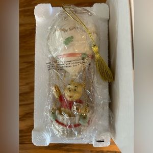 NIB Disney’s Pooh’s Friendship Balloon Ornament